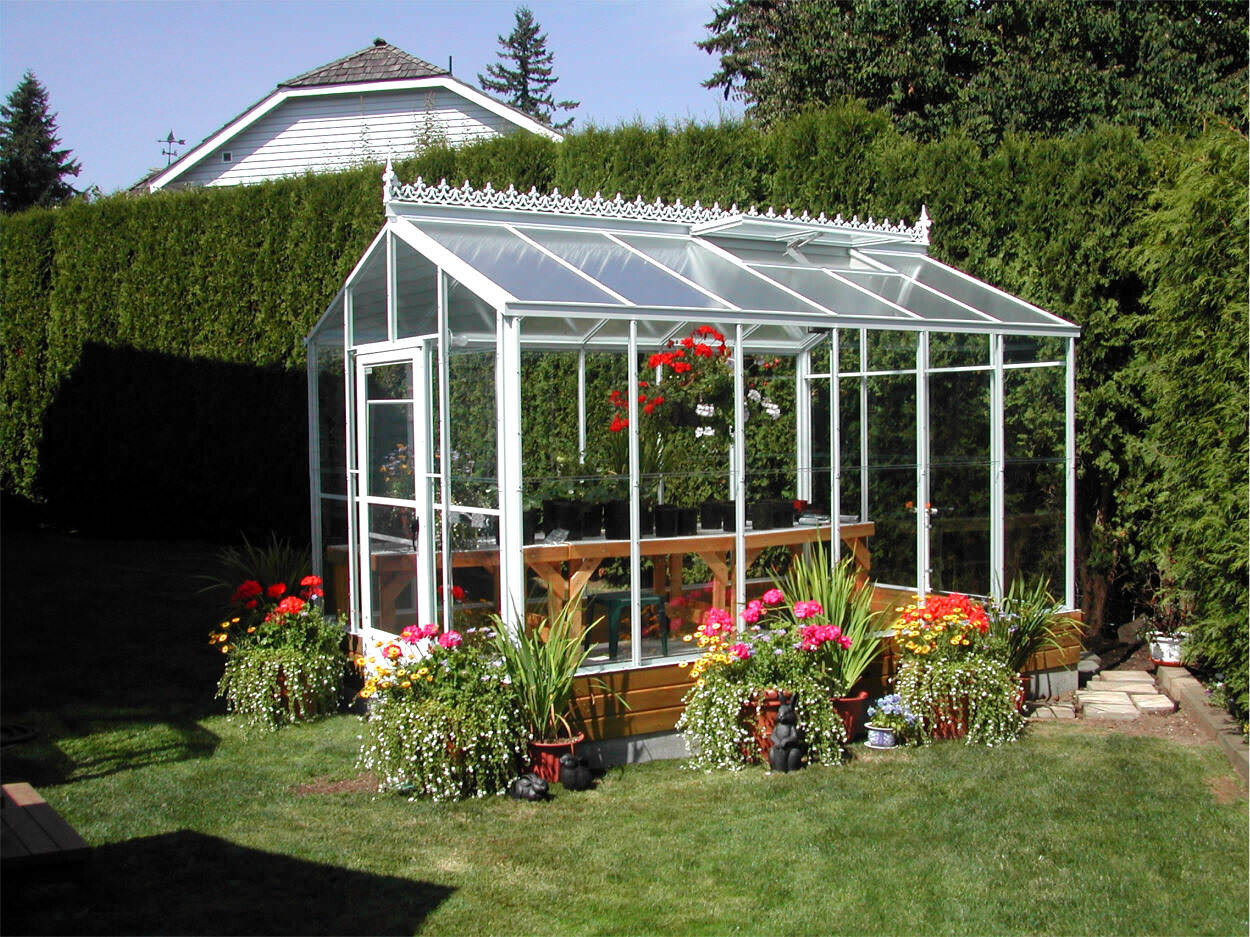 Traditional Glass Greenhouse kits for Home Landscapes