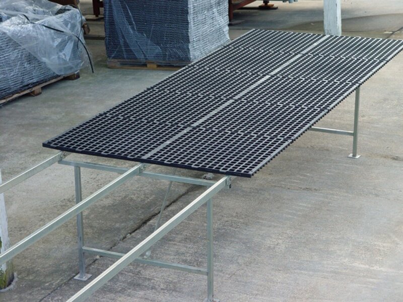 Tubular Greenhouse Benches Gothic Arch GreenhousesGothic Arch