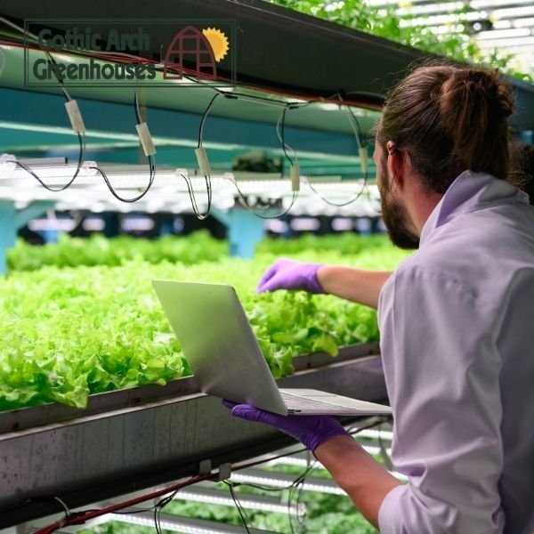 Carbon capture technology integrated with greenhouse structure